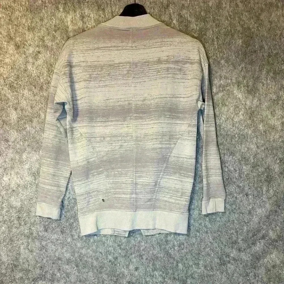 Lululemon Mula Bundle Wrap - Size 2 (Oversized) - Picture 5 of 9